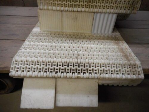 HABASIT FLUSH GRID PLASTIC CONVEYOR BELT M5033 NPE 177 X 10 4 FLIGHTS 362216320292 3 600x450 1